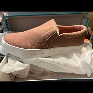 SODA slip on mauve shoes